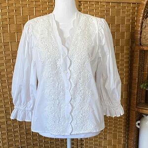 White Lace inset Women's Top size, small ruffled sleeve puffy sleeve Prairie